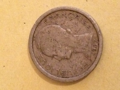 Jeton ptt 1937 coin bouché