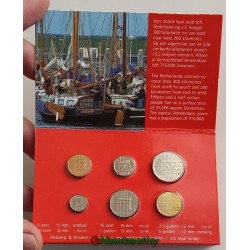 Coffret mini 1998 BU Pays-Bas boitier brillant universel